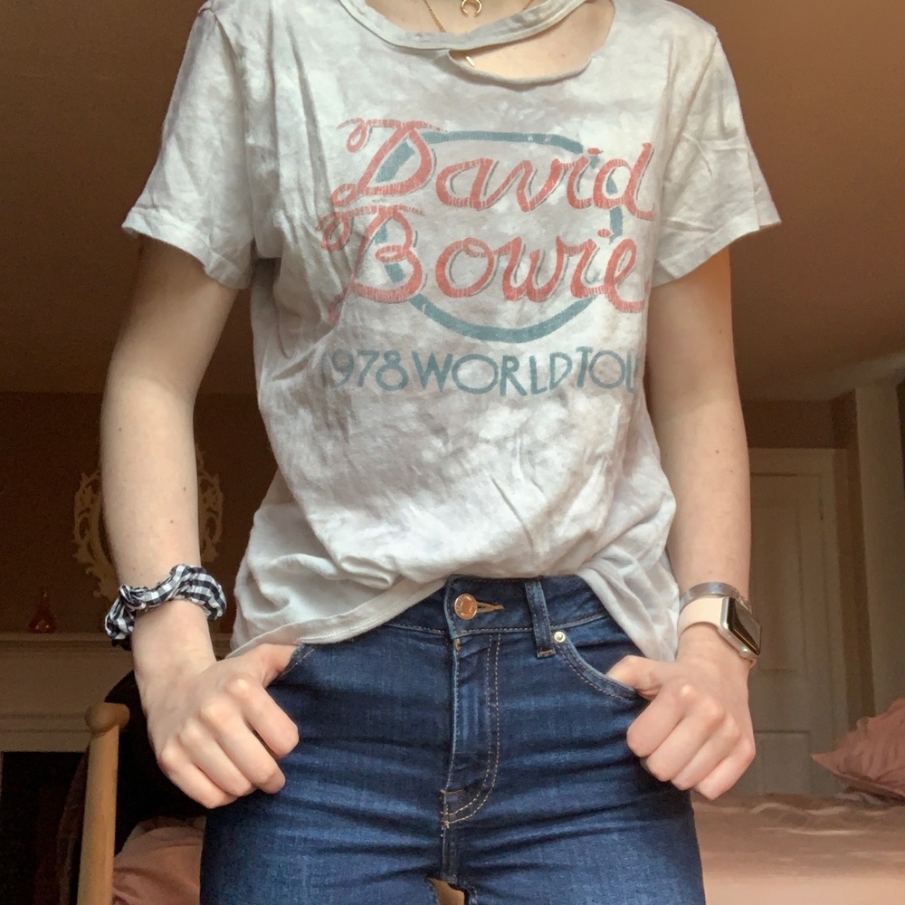 David Bowie distresses top